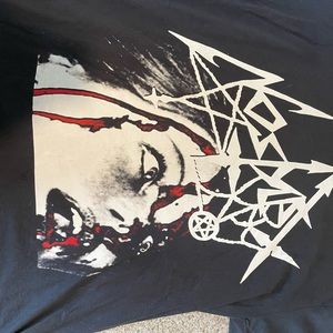 Destroy lonely no-stylist bloody girl